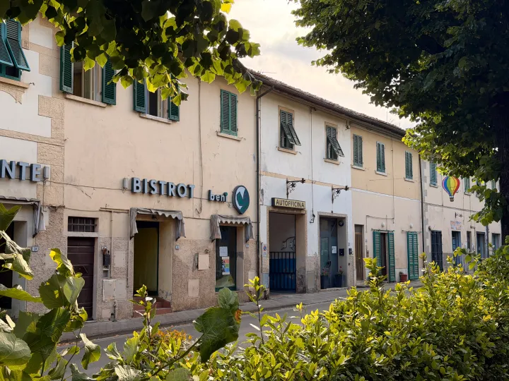 Italy, photo 18 of 20